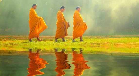 di-tu-khat-thuc-chaymoc