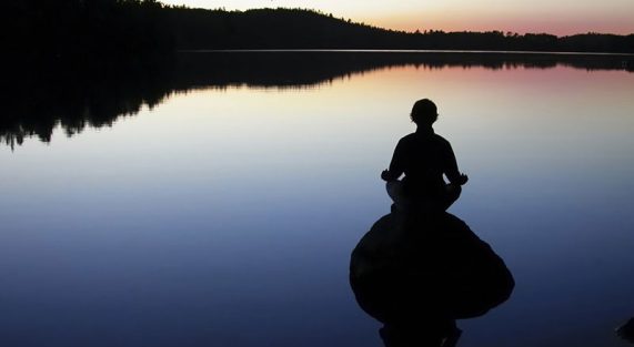 ngoi-thien--yoga-zen-chaymoc