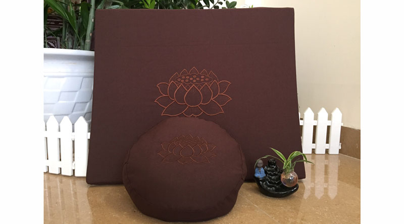 Bồ đoàn tọa cụ Chay Mộc