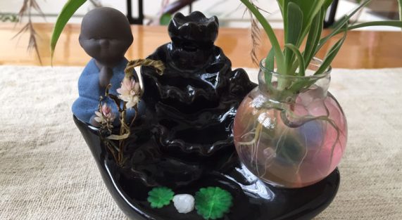 Thác khói trầm hương