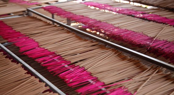 Nhang trầm hương Hà Nội